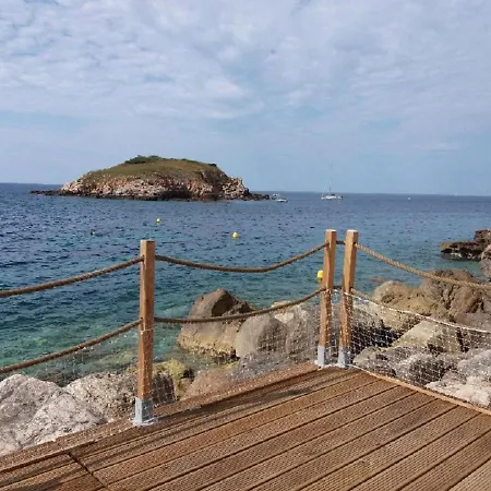 Horizon Bleu : Pieds Dans L'eau *