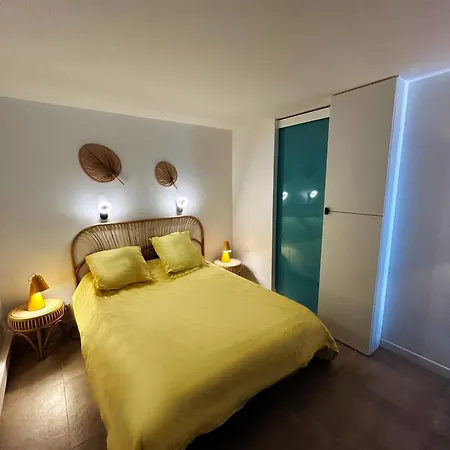 Horizon Bleu : Pieds Dans L'eau Appartement Bandol